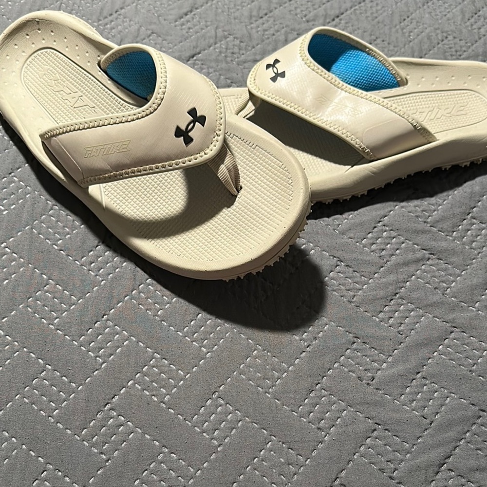 Under Armour Fat Tire Flip Flops